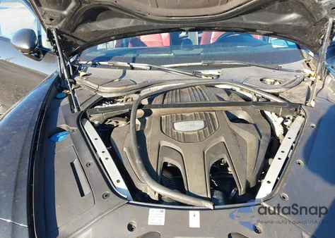 2017 Porsche Panamera 4S z USA, uszkodzony, nr VIN WP0AB2A79HL122016